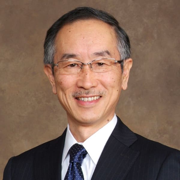 元口腔外科学大学教授による、口腔外科専門外来