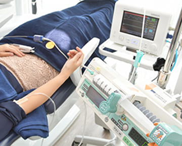 口腔外科専門医による腫れない痛くない抜歯